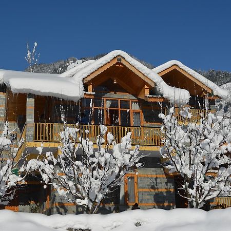 מנאלי Gezellig Inn - Tree Hill Cottages & Kanyal Villas מראה חיצוני תמונה
