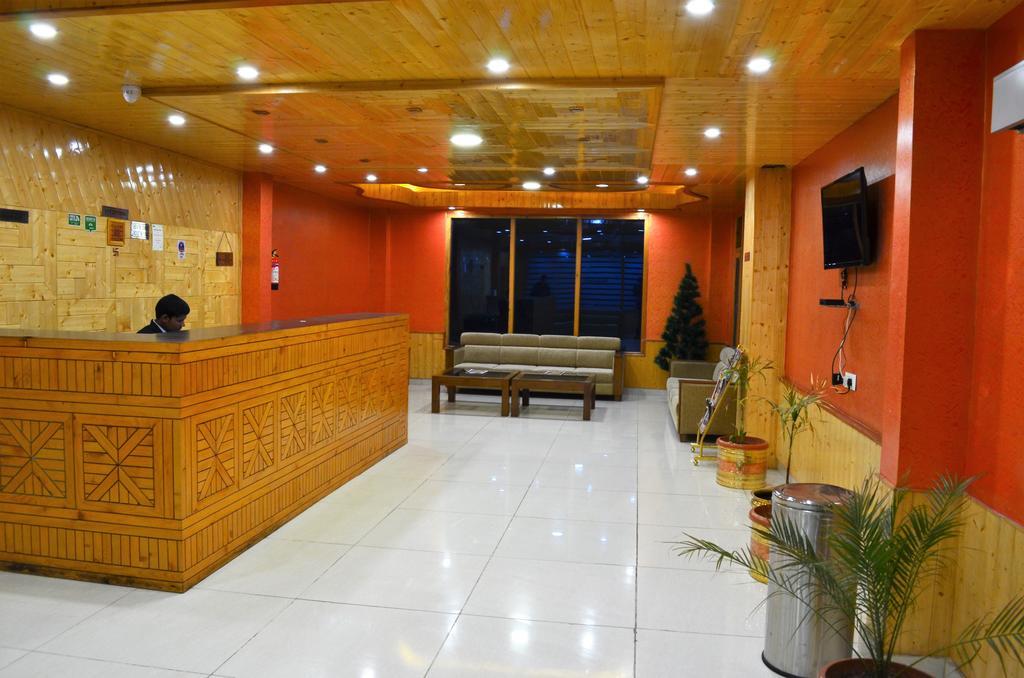 מנאלי Gezellig Inn - Tree Hill Cottages & Kanyal Villas מראה חיצוני תמונה