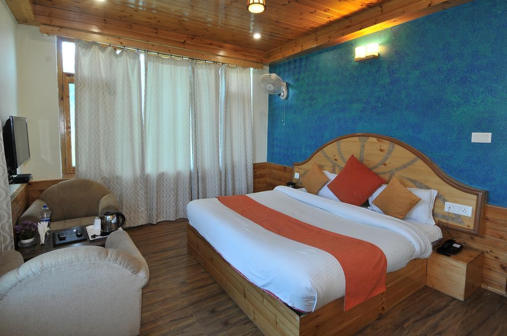 מנאלי Gezellig Inn - Tree Hill Cottages & Kanyal Villas מראה חיצוני תמונה